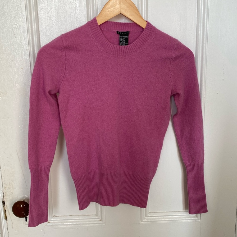 Woman’s Theory Pink Cashmere Sweater EUC 0P